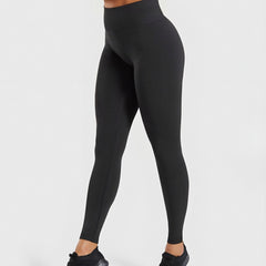 Photo: Energy Seamless Scrunch Leggings | Seoden London — view 5