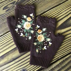 Photo: Honeybee Embroidered Fingerless Gloves | Seoden London — view 13
