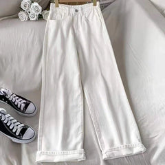 Photo: Women's Plus Size Wide Leg Jeans | Seoden London — view 6