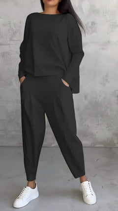 Photo: Milano Sweatshirt & Jogger Lounge Set | Seoden London — view 9