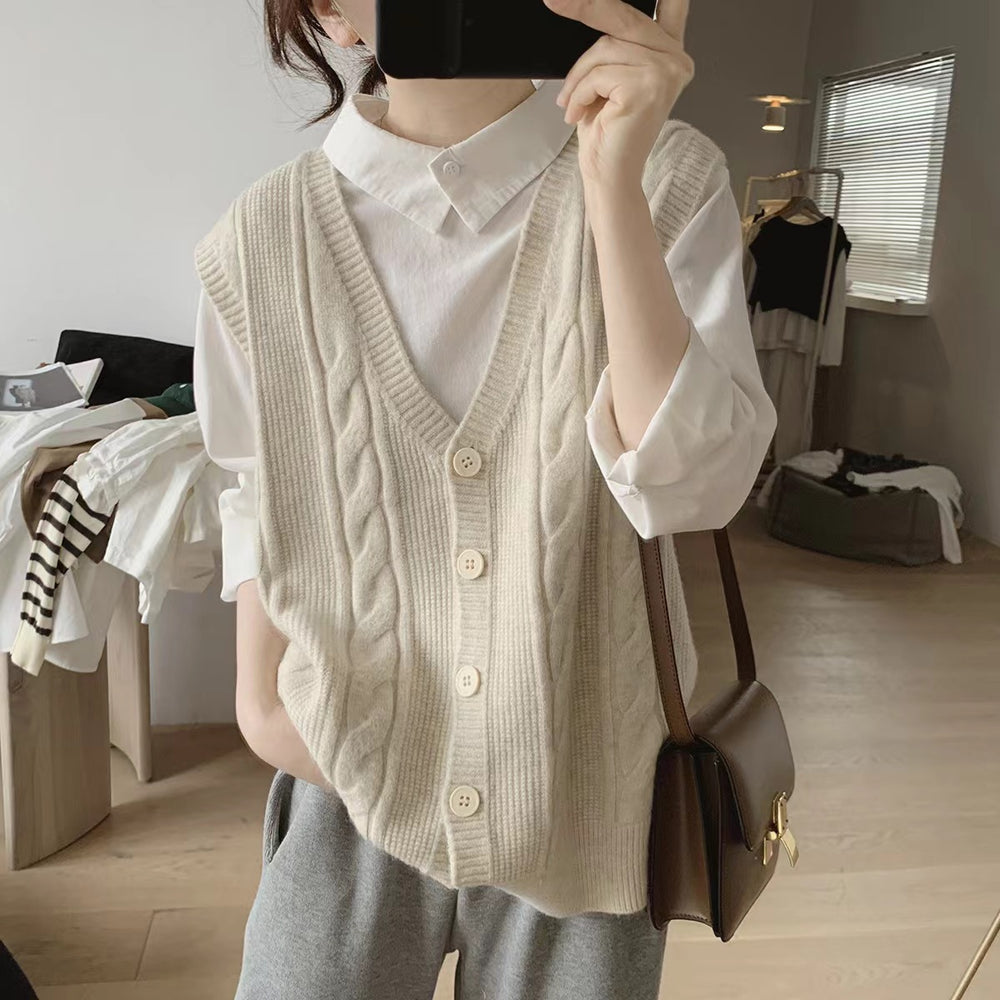 Photo: Women's V Neck Cable Knit Cardigan | Seoden London
