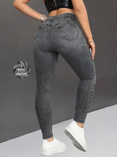 Photo: Valentina Leopard-Stripe Leggings | Seoden London — view 4