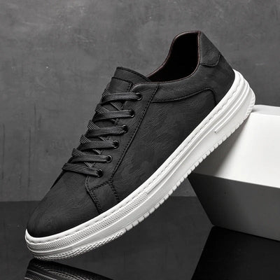 London Classic Sneaker thumbnail