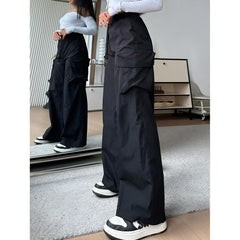 Photo: Beatrice Wide-Leg Cargo Trousers | Seoden London — view 3