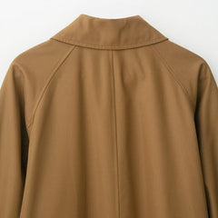 Photo: Windsor Classic Mac Coat | Seoden London — view 4