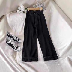 Photo: Women's Plus Size Wide Leg Jeans | Seoden London — view 4