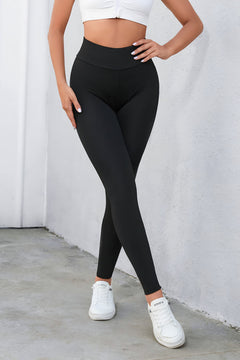 Photo: Criss-Cross Waist Sculpt Leggings | Seoden London — view 4