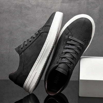 London Classic Sneaker thumbnail